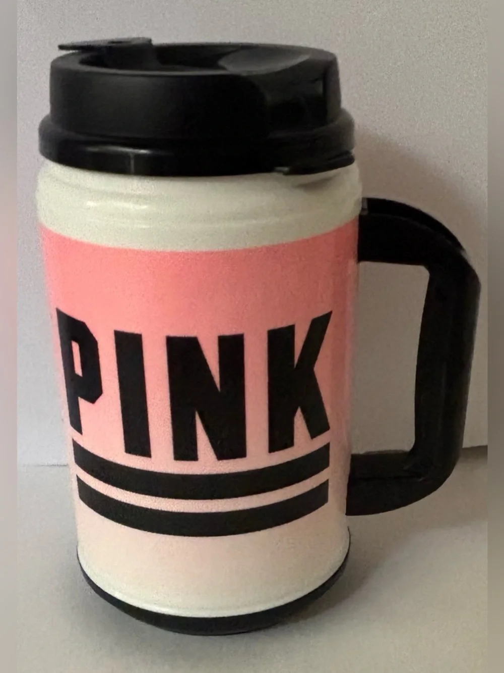 PINK Victoria’s Secret chug mug with  lid 24 oz plastic pink white black